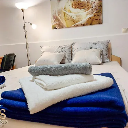 Stefan Apartment